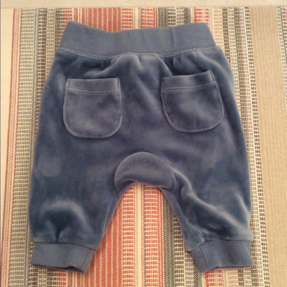 Gymboree velour 2pc. Size 0-3M. - Picture 7 of 8